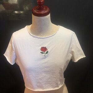 90’s White Crop Top with Rose Embroidery